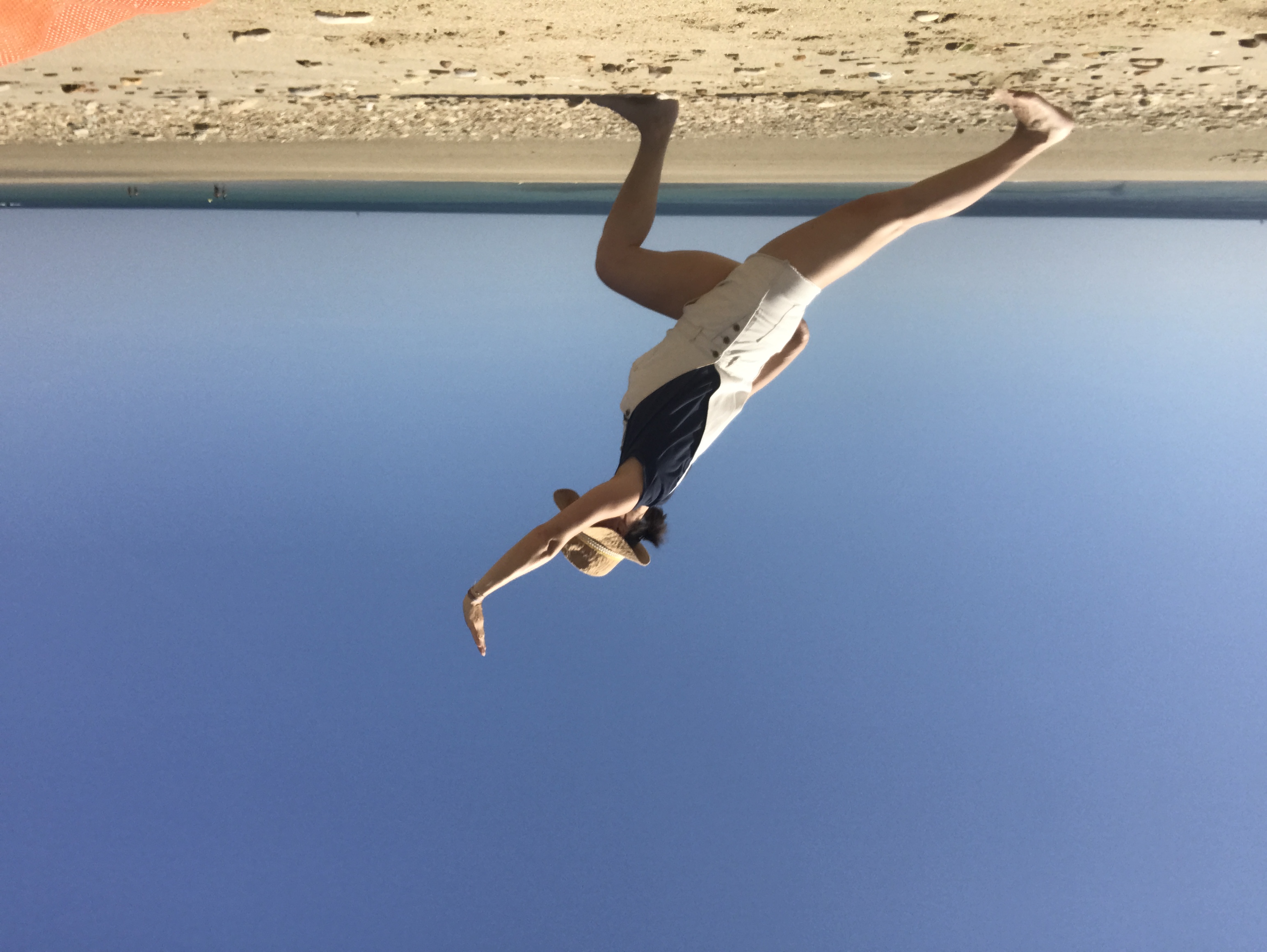 Stretching Postural Attitude La Rochelle cours de yoga par Nadege Kchouk