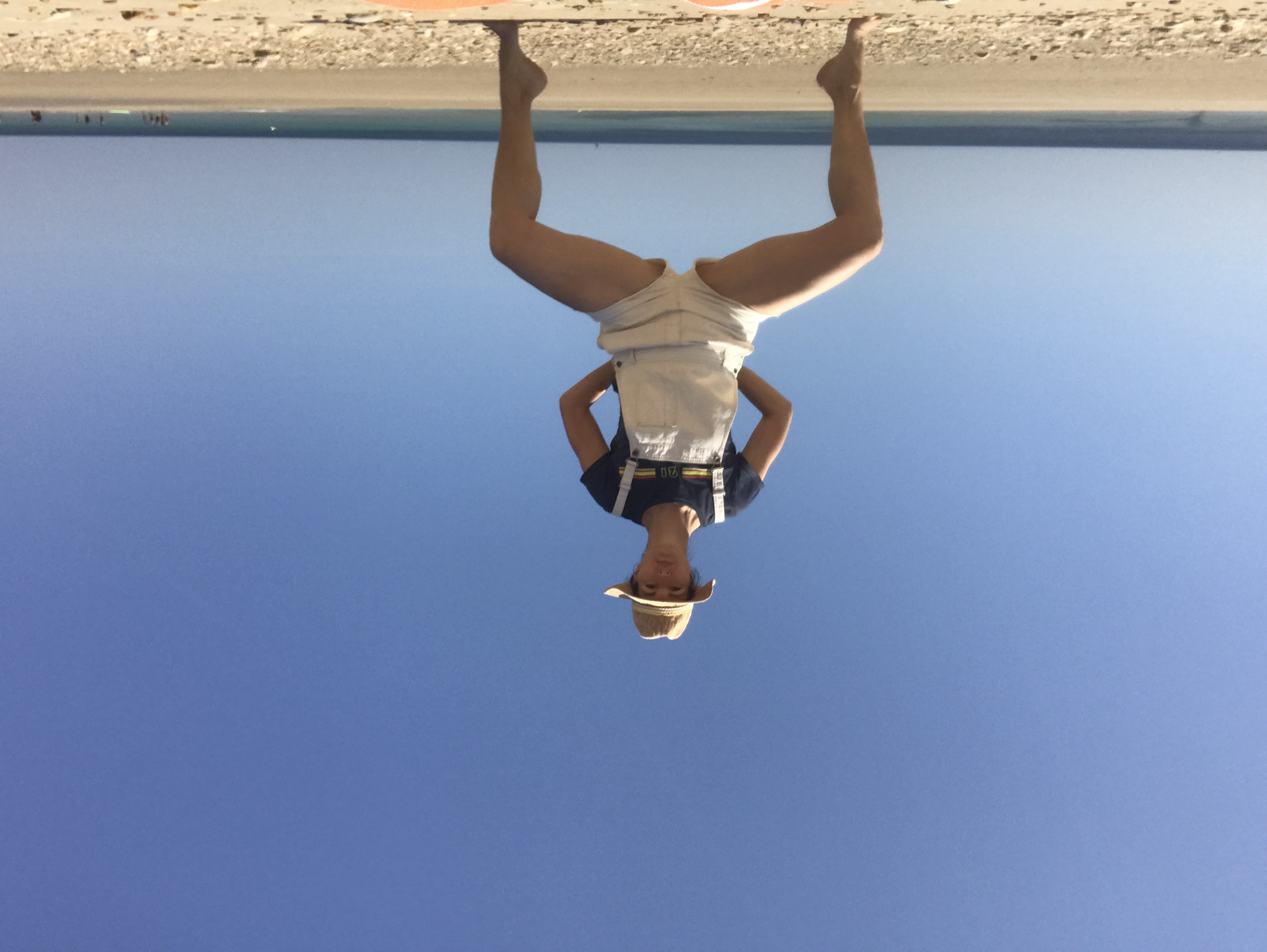 Stretching Postural Attitude La Rochelle cours de yoga par Nadege Kchouk